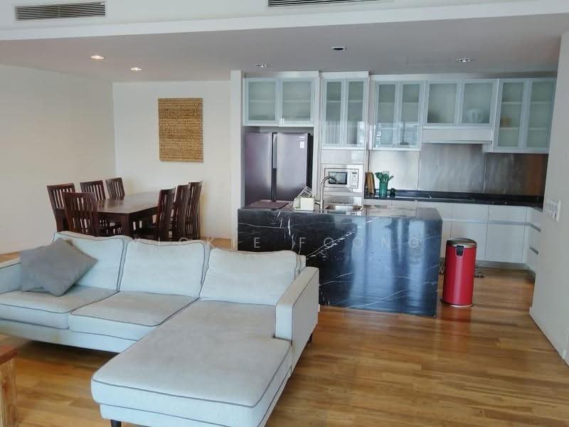 Kediaman Servis untuk Dijual di St Mary Residences - Vickie Foong - Living Room - PropertyGuru.com.my