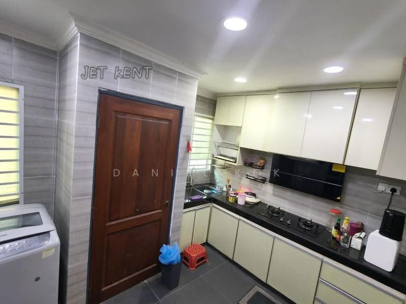 Rumah Teres 2-Tingkat untuk Dijual di Taman Mewah Batu Belah (Kapar) - Daniel Kok - Kitchen - PropertyGuru.com.my