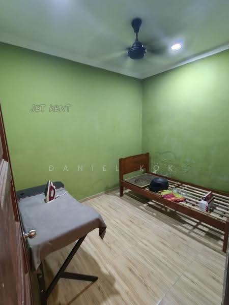 Rumah Teres 2-Tingkat untuk Dijual di Taman Mewah Batu Belah (Kapar) - Daniel Kok - Bedroom - PropertyGuru.com.my
