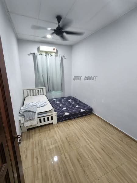 Rumah Teres 2-Tingkat untuk Dijual di Taman Mewah Batu Belah (Kapar) - Daniel Kok - Bedroom - PropertyGuru.com.my