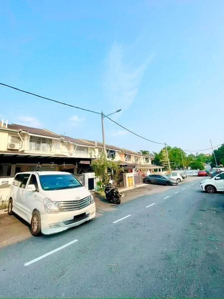 Rumah Teres 2-Tingkat untuk Dijual di Taman Jelok Impian (Kajang) - Azli Ibrahim - Exterior - PropertyGuru.com.my