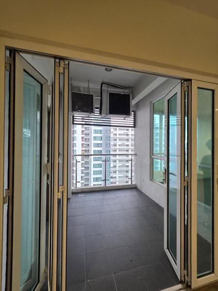 Kediaman Servis untuk Dijual di Zen Suites @ Zetapark - Yanny Siow - Balcony - PropertyGuru.com.my
