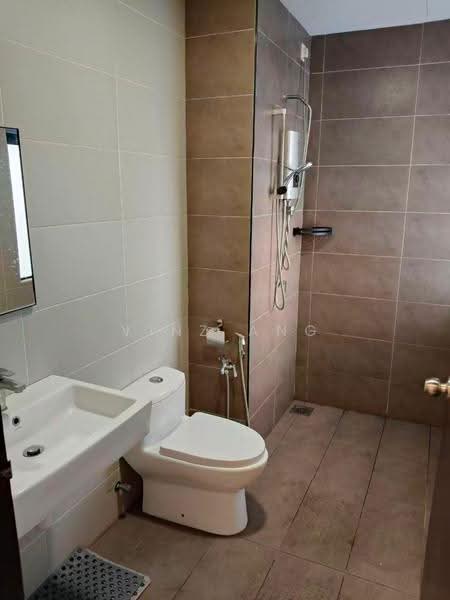 Kediaman Servis untuk Disewa di Wave @ Marina Cove - Vinz Ang - Bathroom - PropertyGuru.com.my