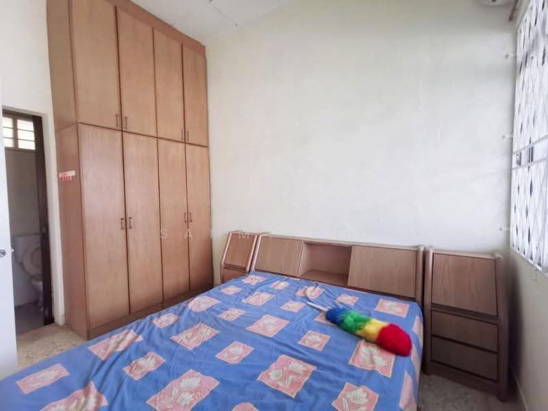 Rumah Teres 1-Tingkat untuk Disewa di Taman Pelangi (Johor Bahru) - SAMMY TEO - Bedroom - PropertyGuru.com.my