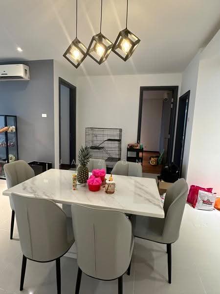 Kediaman Servis untuk Disewa di Medini Signature - Jasz Ong - Dining Room - PropertyGuru.com.my