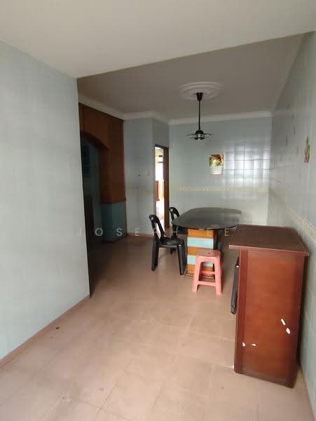 2-storey Terraced House for Sale in Taman Sri Putri (Skudai) - Joseph Ee - Dining Room - PropertyGuru.com.my