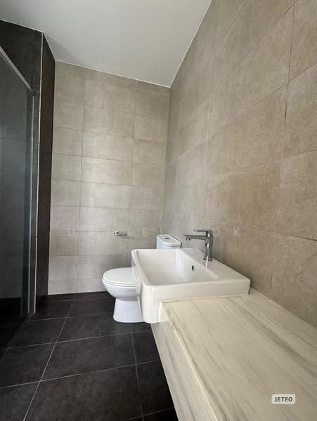 Semi-Detached House for Sale in Bandar Tropicana Aman (Telok Panglima Garang) - Daniel Kok - Bathroom - PropertyGuru.com.my