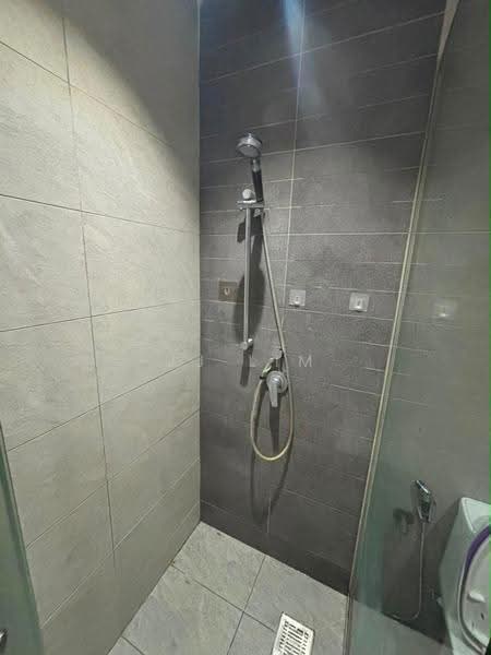 Condominium for Rent at Vivo Residential Suites - JJ Lim - Bathroom - PropertyGuru.com.my