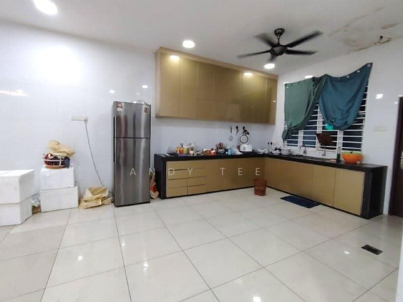 Semi-Detached House for Sale in Canary Garden (Klang) - Andy Tee - Kitchen - PropertyGuru.com.my