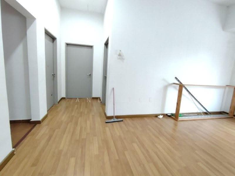 Semi-Detached House for Sale in Canary Garden (Klang) - Andy Tee - Corridor - PropertyGuru.com.my
