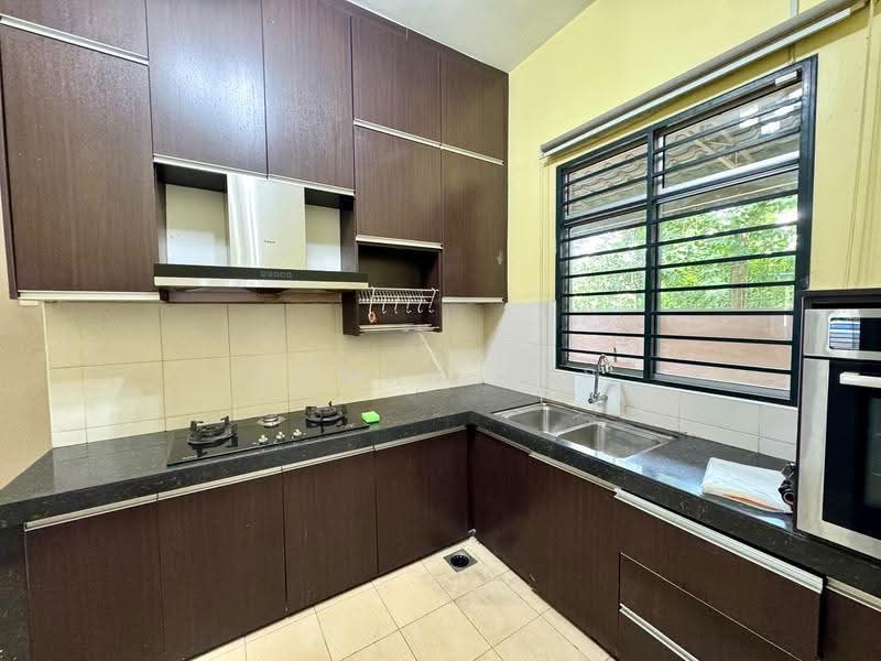 Rumah Teres 2-Tingkat untuk Dijual di Kota Emerald (Rawang) - Roman Yap - Kitchen - PropertyGuru.com.my