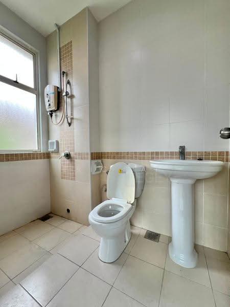 Rumah Berkembar untuk Dijual di Setia Eco Park (Setia Alam) - Eric Yap - Bathroom - PropertyGuru.com.my