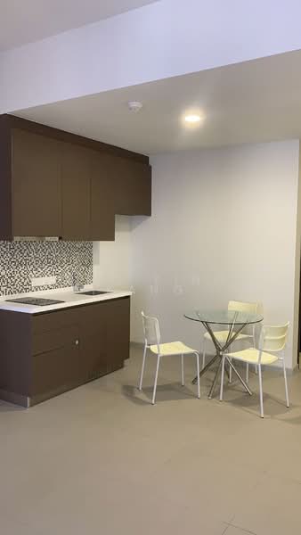 Kediaman Servis untuk Disewa di Seventeen Mall & Residences (Biji Living) - Koo Ying Kang - PropertyGuru.com.my