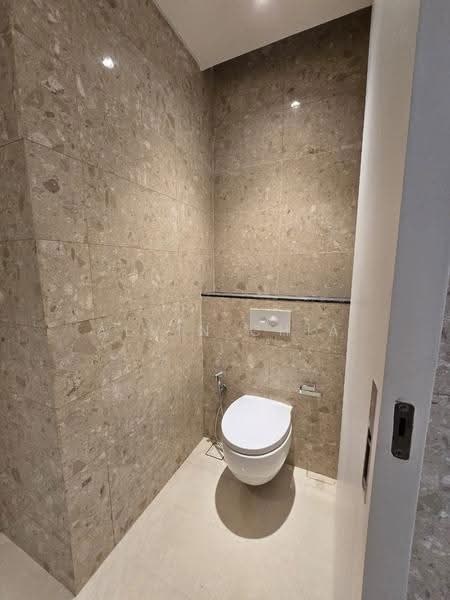 Service Residence for Rent at Pavilion Damansara Heights, Windsor Suites - Alvin Chia - Bathroom - PropertyGuru.com.my