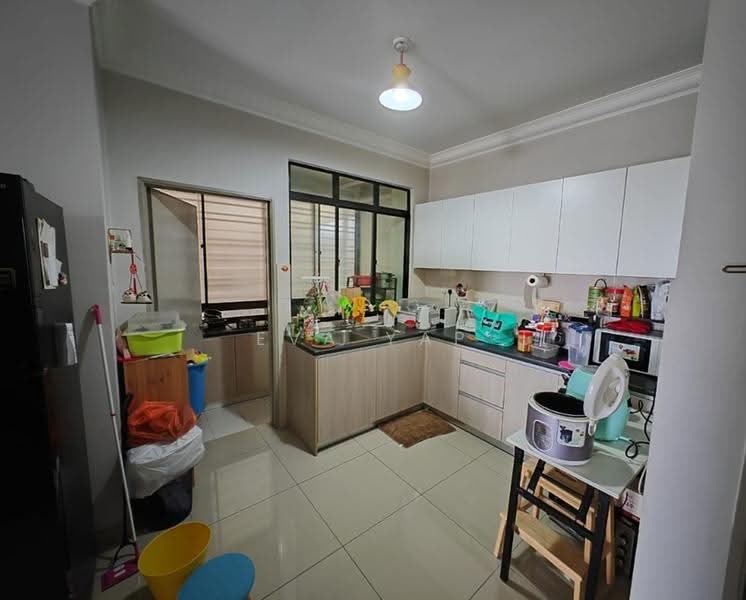 Kondominium untuk Dijual di One Damansara - Eva Yap - Kitchen - PropertyGuru.com.my