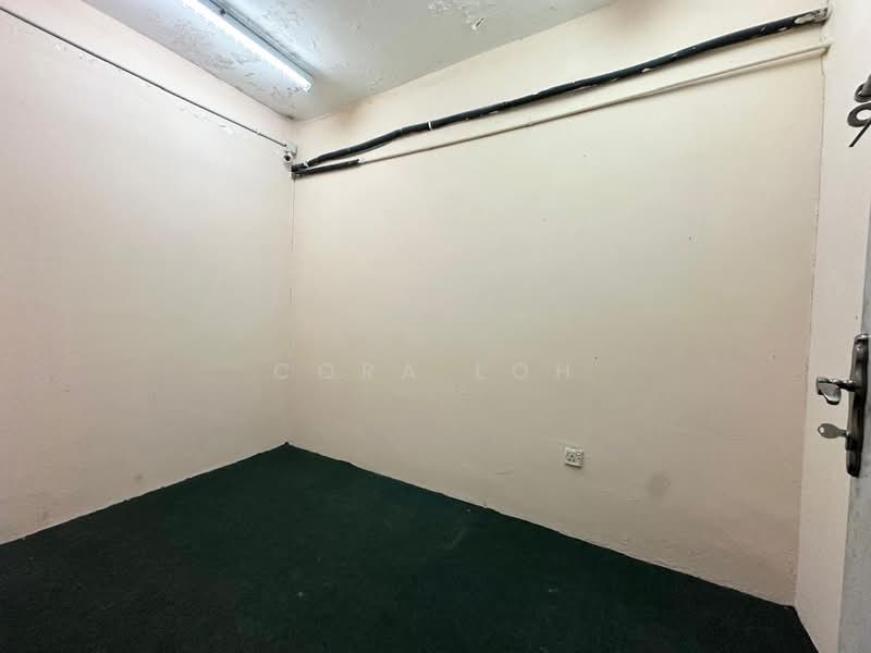 Shop / Office for Rent in Taman Rinting (Masai) - Cora Loh - Interior - PropertyGuru.com.my