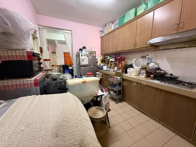 2-storey Terraced House for Sale in Taman Alamanda (Senawang) - Azrul Othman - Kitchen - PropertyGuru.com.my