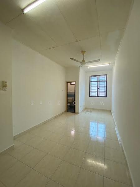 2-storey Terraced House for Sale in Taman Bestari Indah (Ulu Tiram) - Zack Chow - Interior - PropertyGuru.com.my