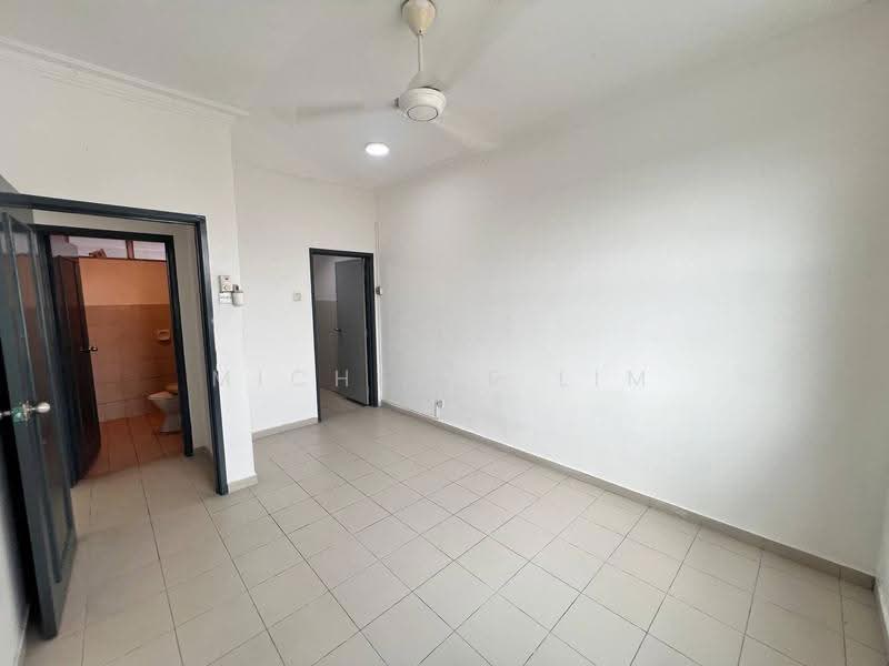 Apartment for Rent at Lake View Suites - Michelle Lim - Interior - PropertyGuru.com.my