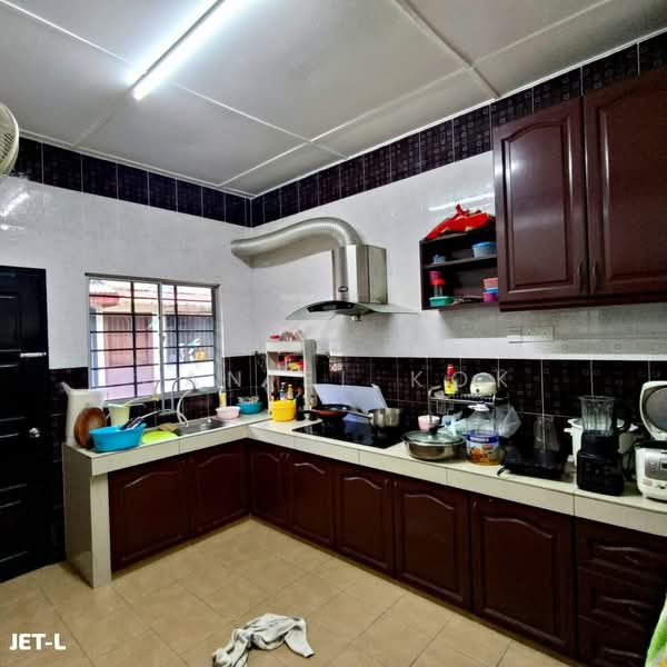 Rumah Teres 1-Tingkat untuk Dijual di Taman Sentosa (Klang) - Daniel Kok - Kitchen - PropertyGuru.com.my