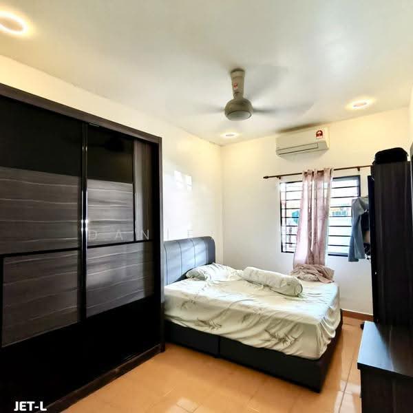 Rumah Teres 1-Tingkat untuk Dijual di Taman Sentosa (Klang) - Daniel Kok - Bedroom - PropertyGuru.com.my