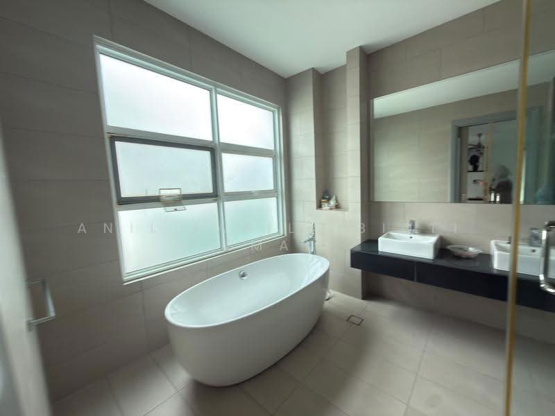 Bungalow House for Sale in Denai Alam (Shah Alam) - Anil Fazila Binti Ismail - PropertyGuru.com.my