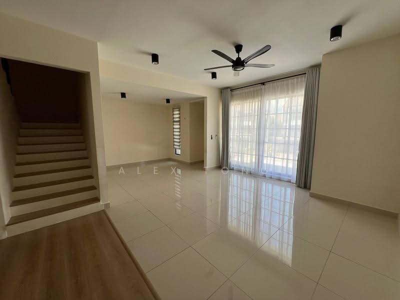 3-storey Terraced House for Rent in Sepang (Selangor) - Alex Tong - PropertyGuru.com.my