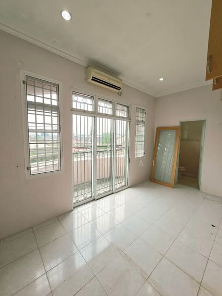 Rumah Teres 2-Tingkat untuk Dijual di Silibin (Ipoh) - Ivan Tai - PropertyGuru.com.my