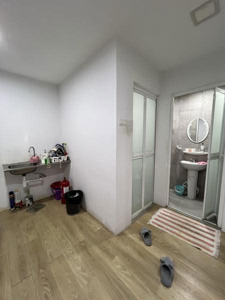 Shop / Office for Sale in Taman Maluri (Cheras) - Simon Chin - Bathroom - PropertyGuru.com.my