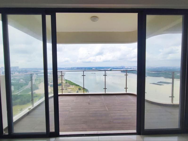 Condominium for Sale at Kings Bay @ Country Garden Danga Bay - Jeremy Goh - Balcony - PropertyGuru.com.my