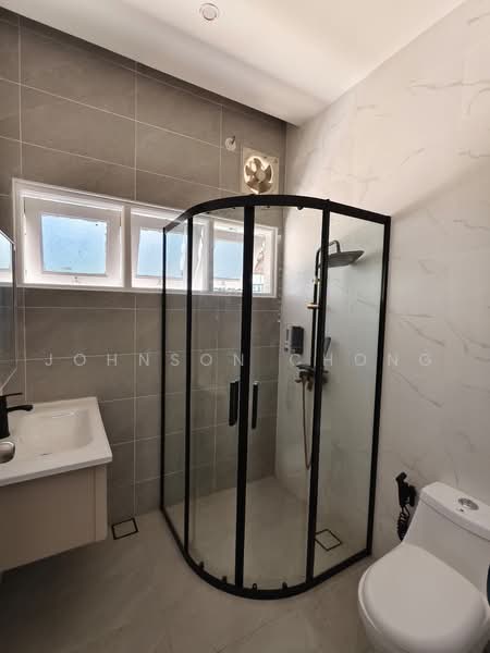 Bungalow House untuk Dijual di Taman Stulang Laut (Johor Bahru) - Johnson Chong - Bathroom - PropertyGuru.com.my