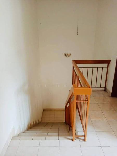 2-storey Terraced House for Sale in U12, Taman Cahaya Alam (Shah Alam) - Siti Hajar - Interior - PropertyGuru.com.my
