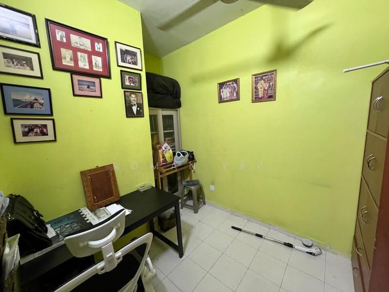 Terraced House for Sale in Bandar Tasik Puteri (Rawang) - Roman Yap - Study - PropertyGuru.com.my