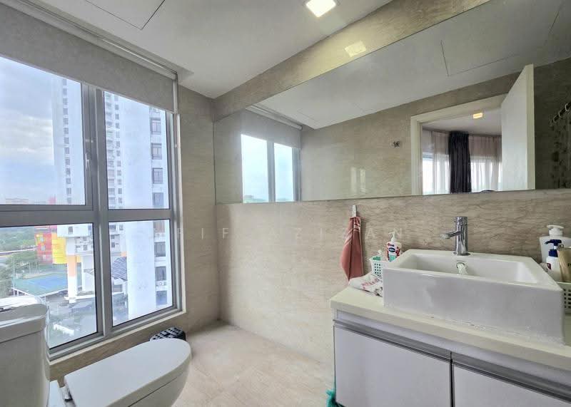 Service Residence for Sale at Regalia Residence - Afif Azizan - PropertyGuru.com.my