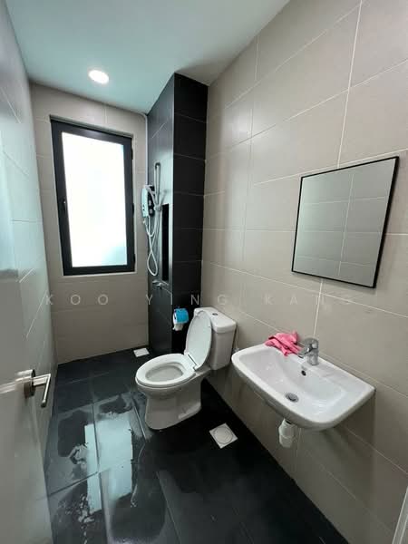 Kediaman Servis untuk Disewa di Pacific Star - Koo Ying Kang - PropertyGuru.com.my