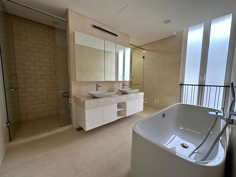 Bungalow House for Rent in Johor Bahru (Johor) - Dylan Goh - Bathroom - PropertyGuru.com.my