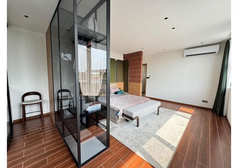 Cluster House for Sale in Forest City (Gelang Patah) - Joshua Song - Bedroom - PropertyGuru.com.my