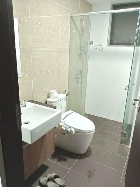 Pangsapuri untuk Disewa di Ponderosa Lakeside Apartment - Janice Yong - Bathroom - PropertyGuru.com.my