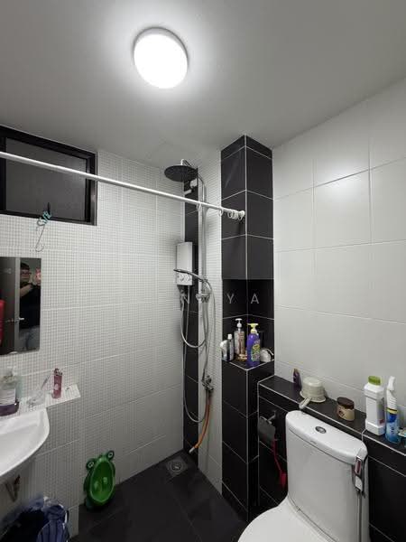 Pangsapuri untuk Dijual di Austin Regency (Pangsapuri Austin Perdana) - Iwen Yap - Bathroom - PropertyGuru.com.my