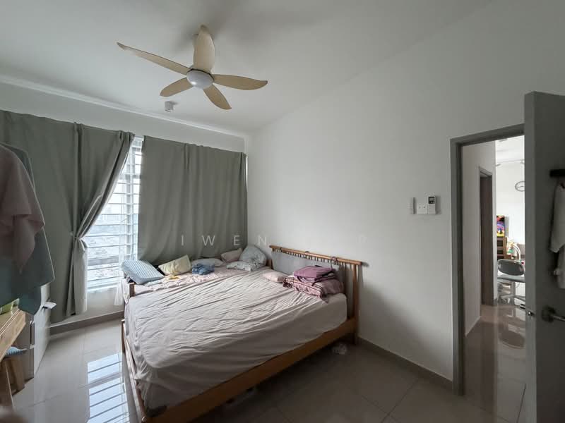 Pangsapuri untuk Dijual di Austin Regency (Pangsapuri Austin Perdana) - Iwen Yap - Bedroom - PropertyGuru.com.my