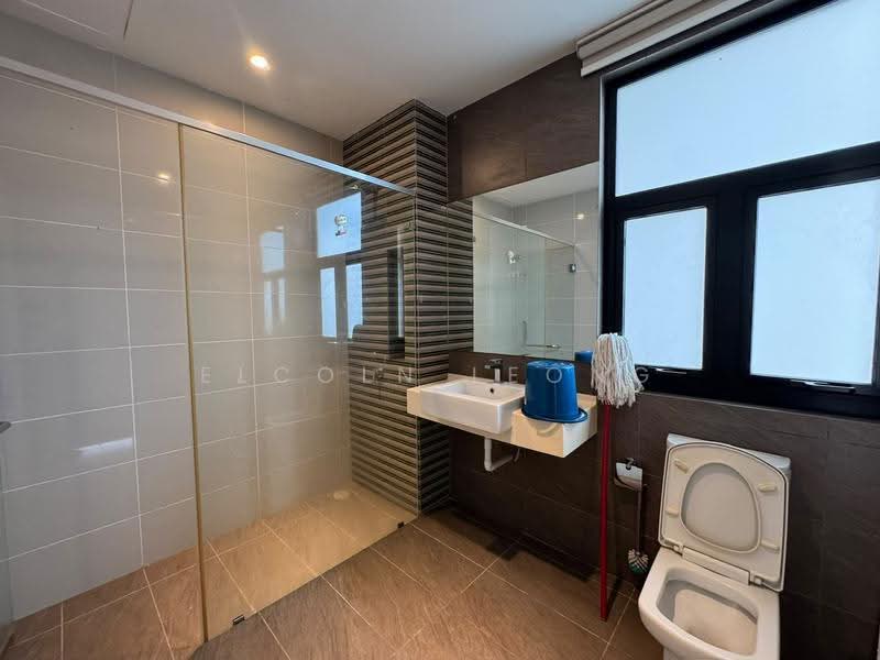 Condominium for Rent at Sky Condominium (Skyz Residence) - Elcoln Leong - Bathroom - PropertyGuru.com.my