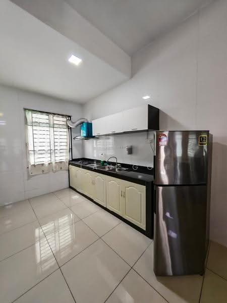 Rumah Teres 2-Tingkat untuk Disewa di Bukit Indah (Iskandar Puteri (Nusajaya)) - Dylan Goh - Kitchen - PropertyGuru.com.my