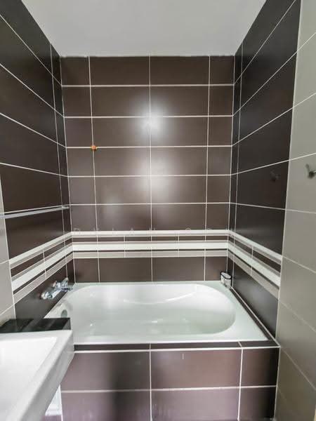 Rumah Teres 2-Tingkat untuk Disewa di Bukit Indah (Iskandar Puteri (Nusajaya)) - Dylan Goh - Bathroom - PropertyGuru.com.my