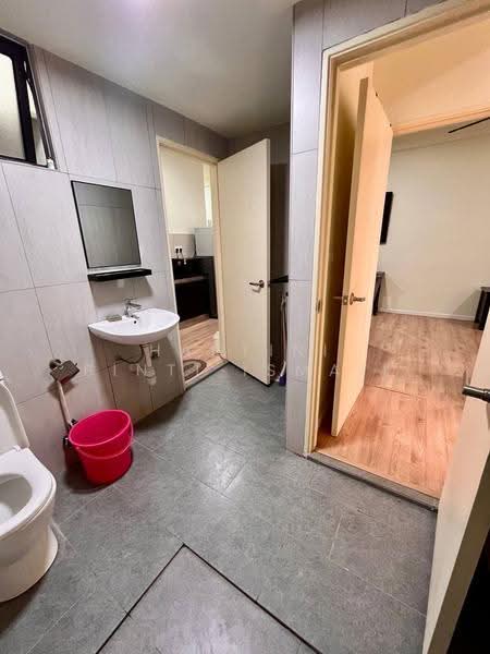 Apartment for Rent at Dian Residency - Hartini Binti Ismail - Bathroom - PropertyGuru.com.my