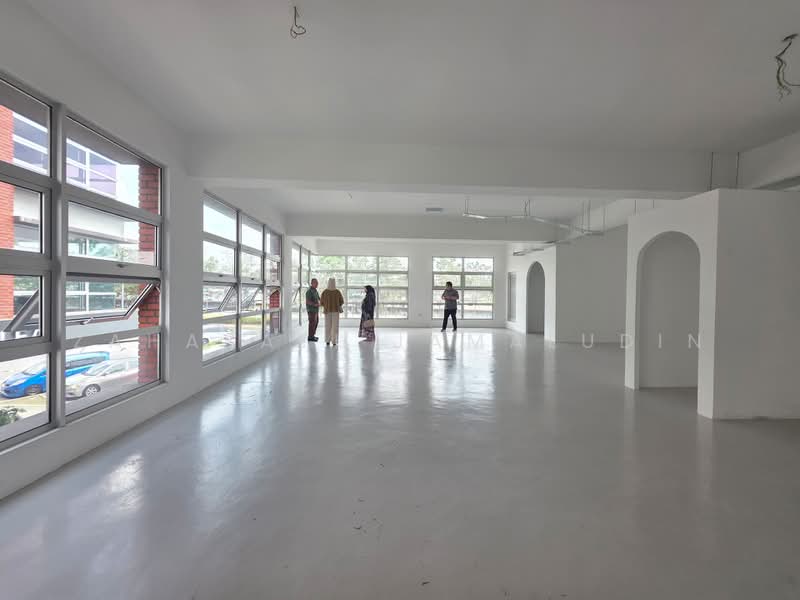 Shop / Office untuk Disewa di Seksyen U16 (Shah Alam) - Zahayati Jamaludin - Interior - PropertyGuru.com.my