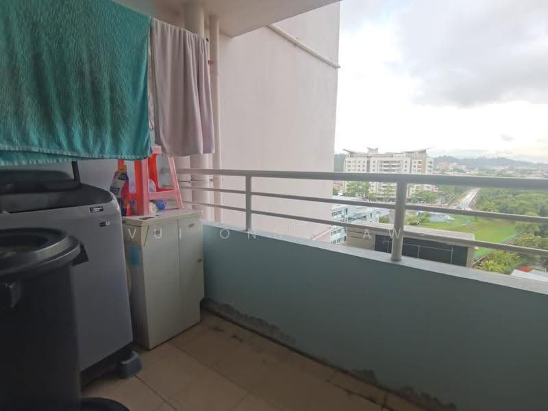 Kondominium untuk Disewa di Alam Damai - Vui Onn Liaw - Balcony - PropertyGuru.com.my