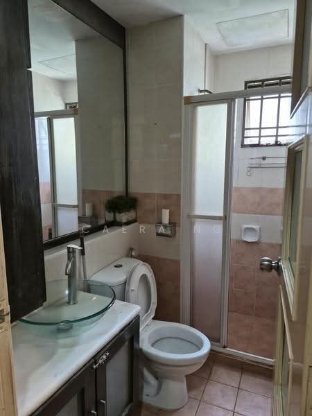 Apartment for Rent at Danga View Apartment - Caera Ng - Bathroom - PropertyGuru.com.my