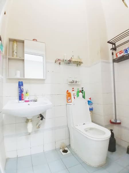 2-storey Terraced House for Sale in Bukit Indah (Iskandar Puteri (Nusajaya)) - Kuu Chin - Bathroom - PropertyGuru.com.my