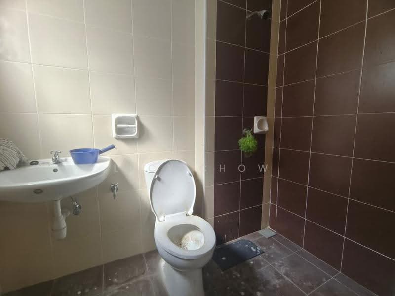 2-storey Terraced House for Rent in Rawang (Selangor) - Lucy Chow - Bathroom - PropertyGuru.com.my