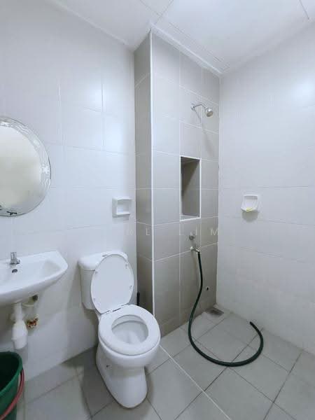 2-storey Terraced House for Sale in Bandar Dato Onn (Tebrau) - Karl Lim - Bathroom - PropertyGuru.com.my